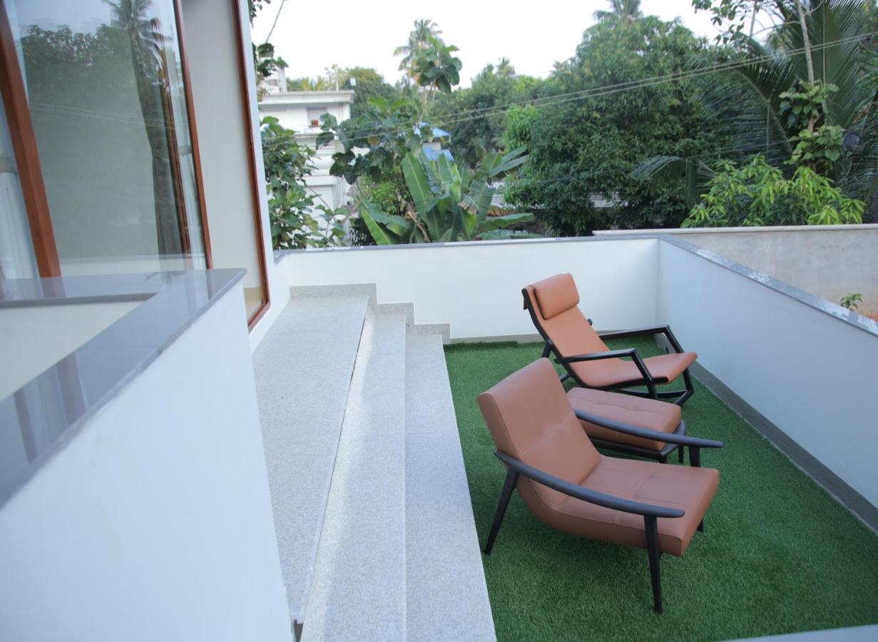 The Meadows Bed and Breakfast Varkala Buitenkant foto