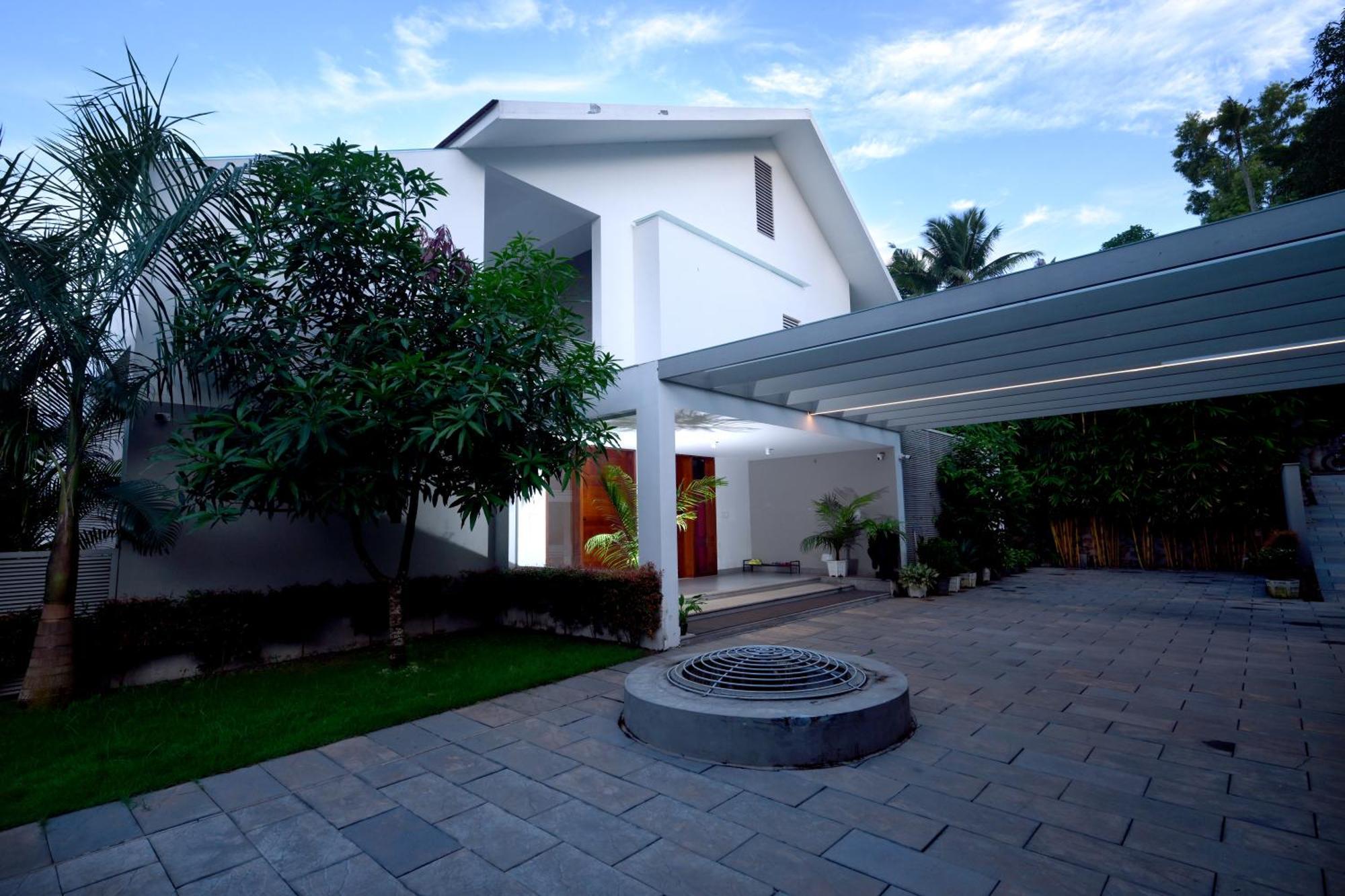 The Meadows Bed and Breakfast Varkala Buitenkant foto